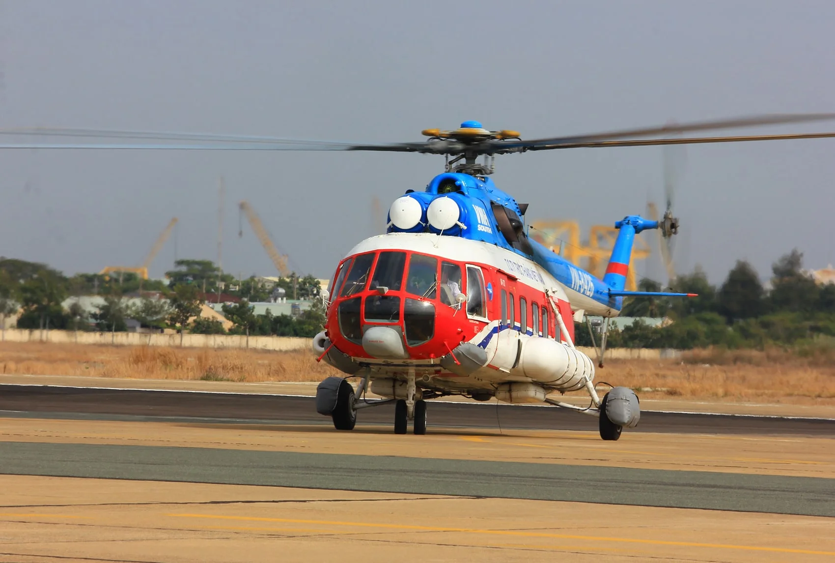 skyone - delhi students delve into the workings of the mi 172